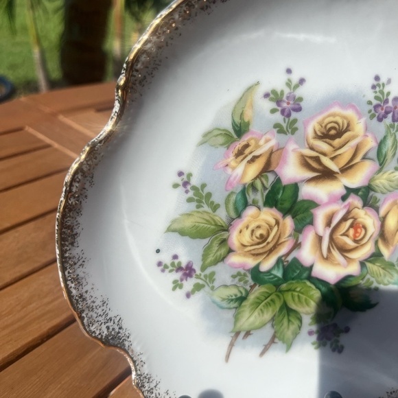 Vintage Lipper and Mann Creations Floral Rose Plate JAPAN - Picture 4 of 8